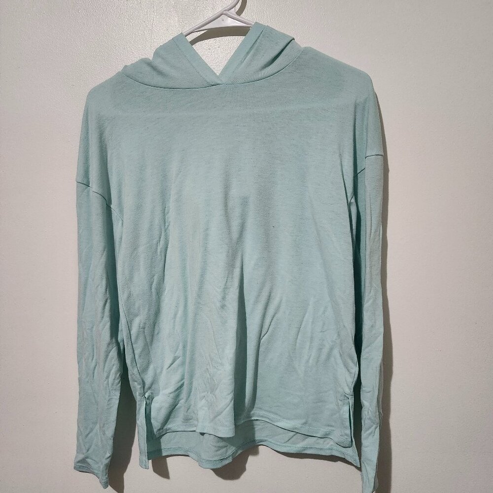 Light blue long sleeve shirt (kids)